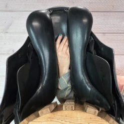 Used Schleese HK Dressage Saddle 17.5/MW -Equestrian Supply Store 327 Channel Measurement 97150.1684874718