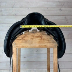 Used Schleese HK Dressage Saddle 17.5/MW -Equestrian Supply Store 327 Front Measurement 90407.1684874708