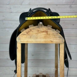 Used Porter's Stockman Drafter Australian Saddle 16/W -Equestrian Supply Store 328 Front Measurement 50646.1686182229