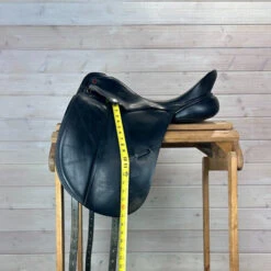 Used Albion SLK Dressage Saddle 17.5/MW 23 Used Albion SLK Dressage Saddle 17.5/MW -Equestrian Supply Store 329 Flap Length 58662.1686181195