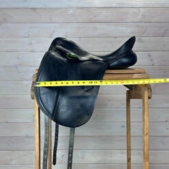 Used Albion SLK Dressage Saddle 17.5/MW 14 Used Albion SLK Dressage Saddle 17.5/MW -Equestrian Supply Store 329 Flap Width 12347.1686181191