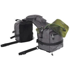 Tucker Adventurer Pommel Bag 11 Tucker Adventurer Pommel Bag -Equestrian Supply Store adventurer pommel bag grey t103 66 as tucker 68849.1628892864