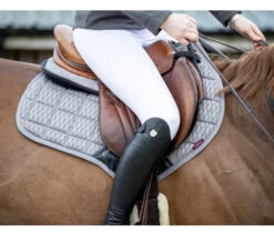 LeMieux Carbon Mesh CC Square Pad -Equestrian Supply Store carbon mesh air cc grey lifestyle 5720 lemieux 11835.1636592828