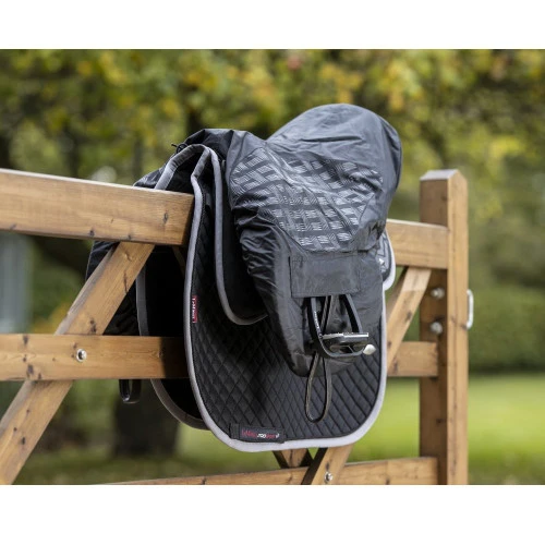 LeMieux Waterproof Ride On AP/CC & Dressage Saddle Covers 4 LeMieux Waterproof Ride On AP/CC & Dressage Saddle Covers - Image 2