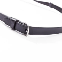 Kavalkade Rolled Rubberized Reins With Stops -Equestrian Supply Store rolled ruberized reins stops black buckle 223 12 black kavalkade 00085.1680906208