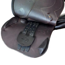 Signature By Antarès Jumping Saddle Calf Lined 17 Signature By Antarès Jumping Saddle Calf Lined -Equestrian Supply Store signature jump calf tobacco flap SIGOBSC V antares 13094.1684789962
