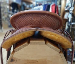 McCall McLite Wade Saddle -Equestrian Supply Store tag mclite wade natural round basket back mccall 57847.1580334929