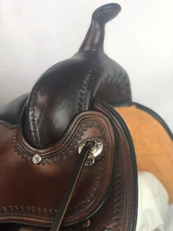 Circle Y Topeka Flex2 Trail Saddle 1651 12 Circle Y Topeka Flex2 Trail Saddle 1651 -Equestrian Supply Store topeka saddle front swell circle y 80614.1573161261